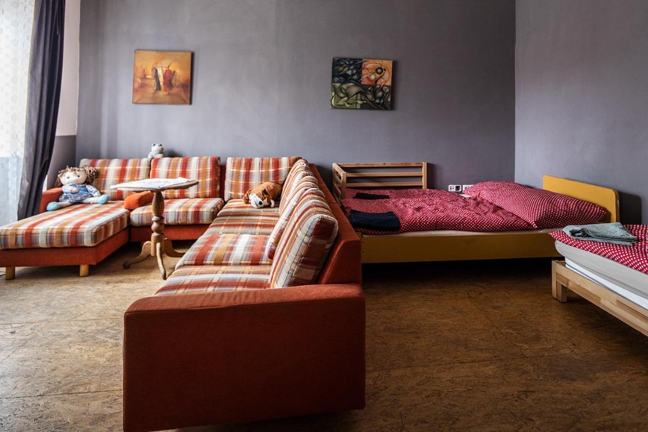 Statek Lunikov Farm stay *